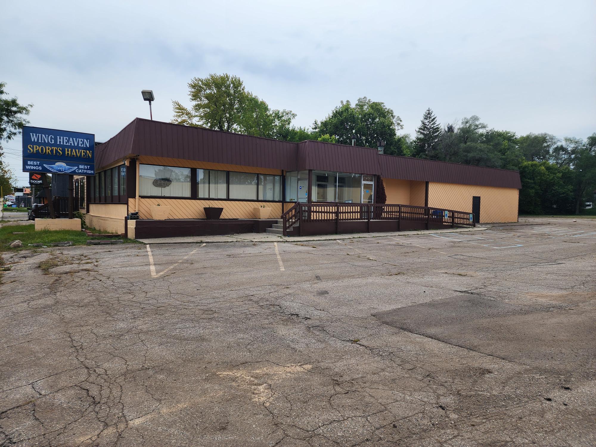 3812 S Martin Luther King Jr Blvd, Lansing, MI for Rent