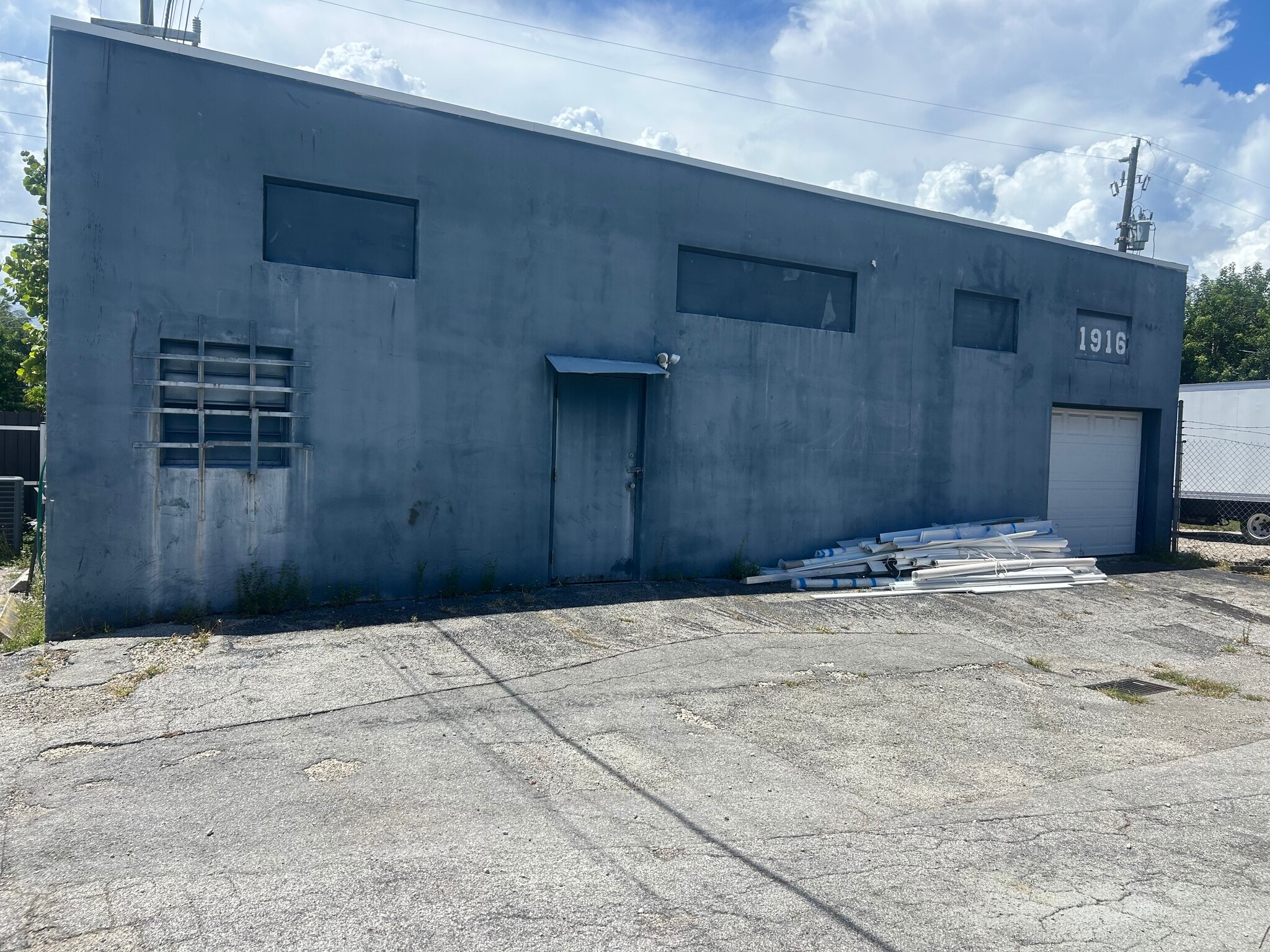 1910 N Dixie Hwy, Hollywood, FL for Rent