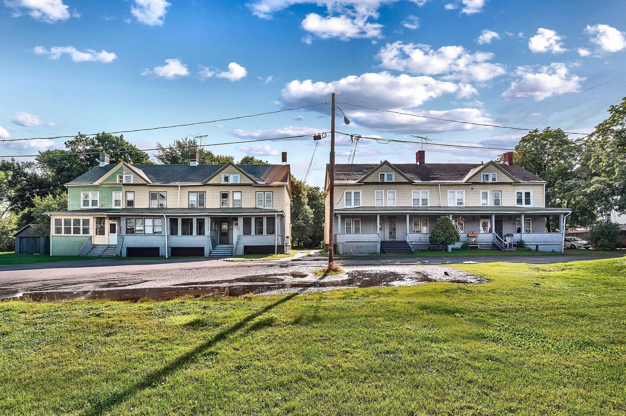 6631 Park Pl, Hudson, NY for Sale