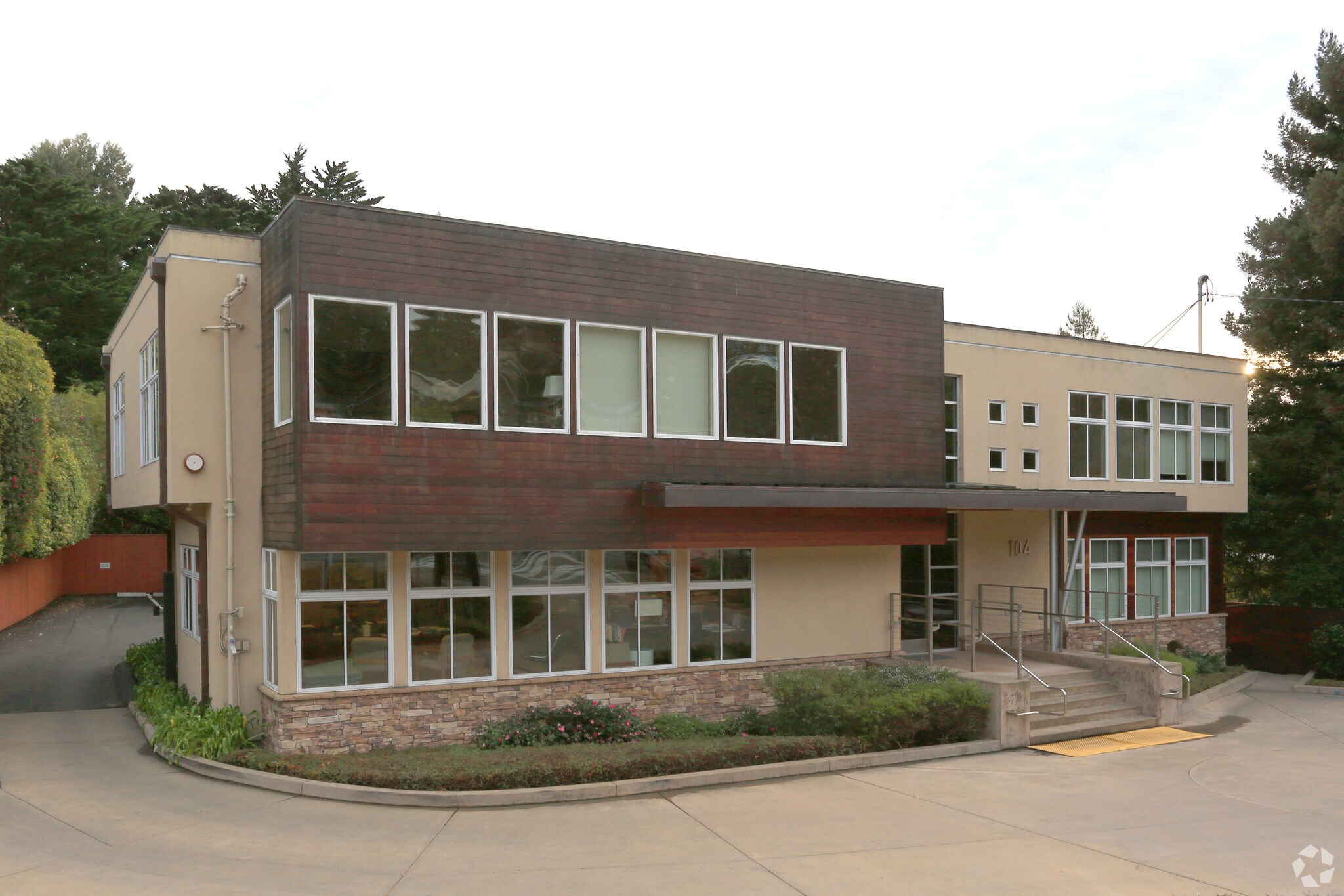 104 Tiburon Blvd, Mill Valley, CA for Rent