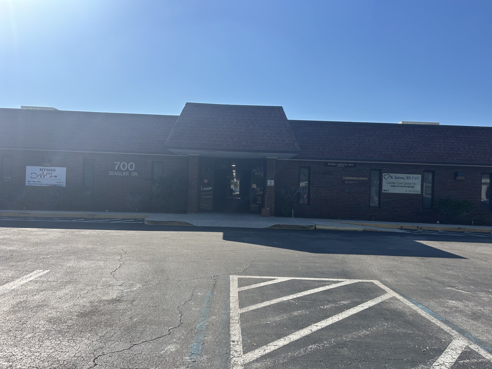 (Suite 8) Zeagler Dr, Palatka, FL for Rent