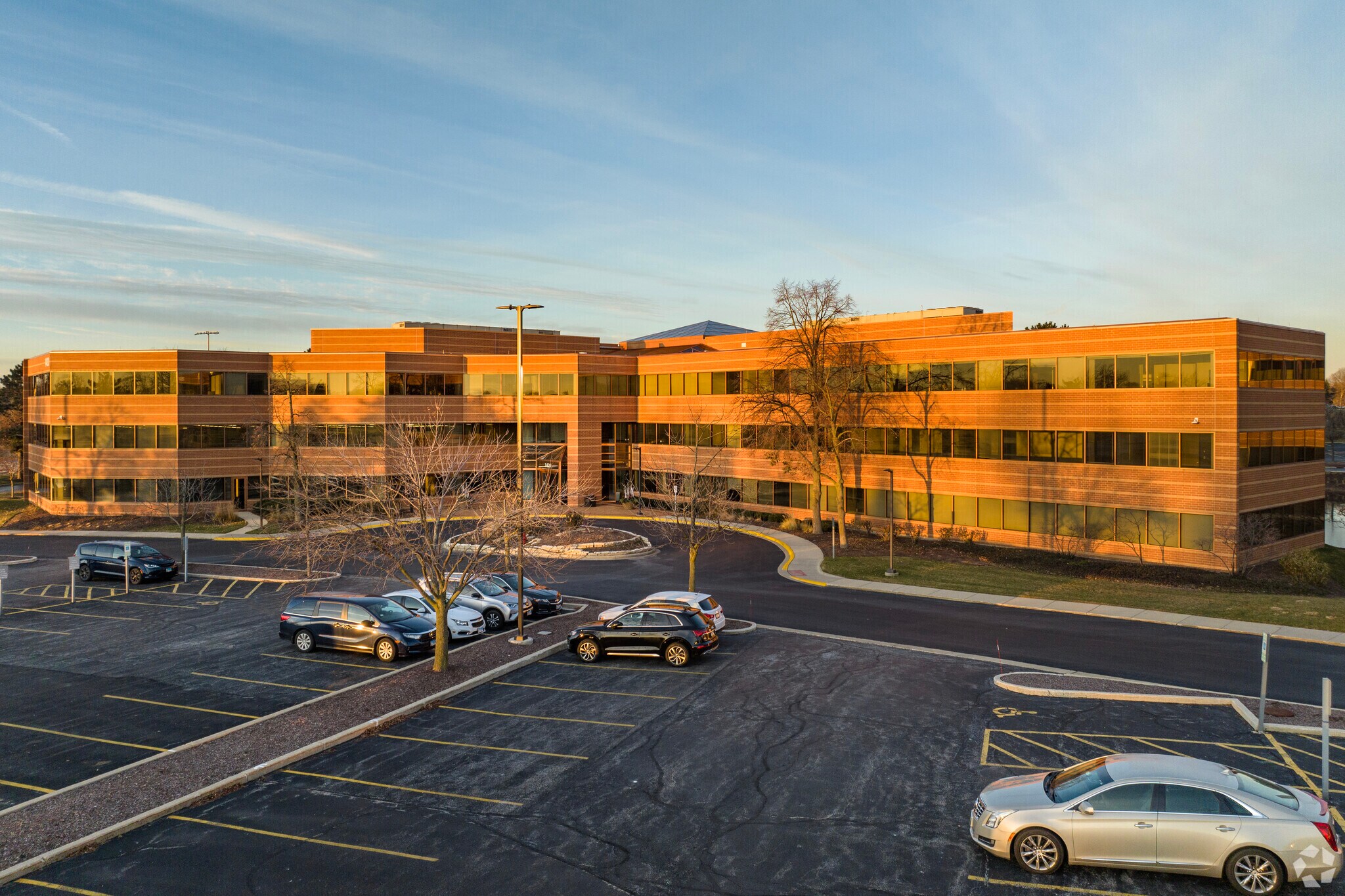 1420 Kensington Rd, Oak Brook, IL for Rent