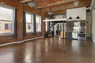 Los Angeles, CA Apartments - 215 W 7th St