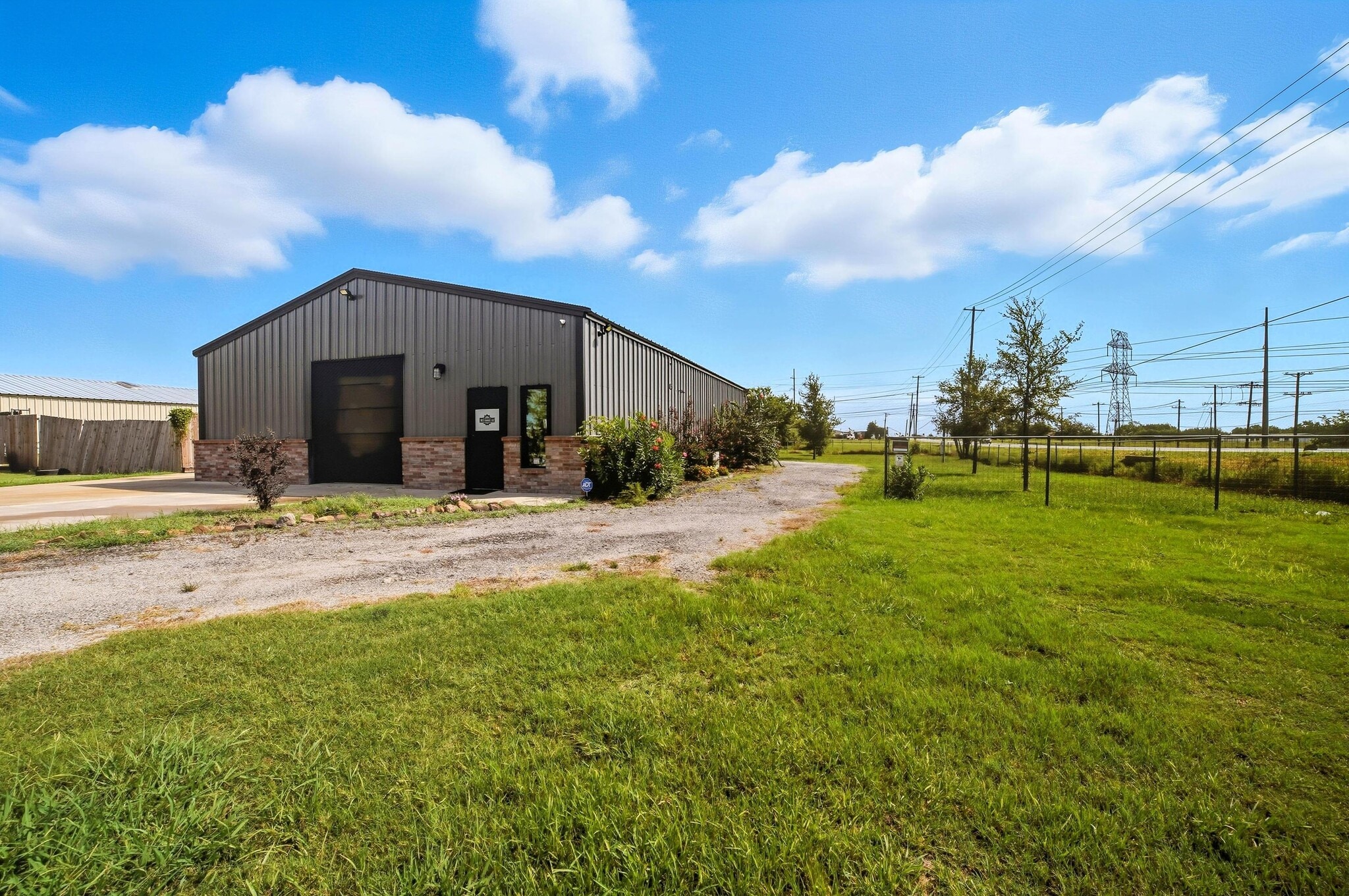 2037 Sun Dr, Rockwall, TX for Rent