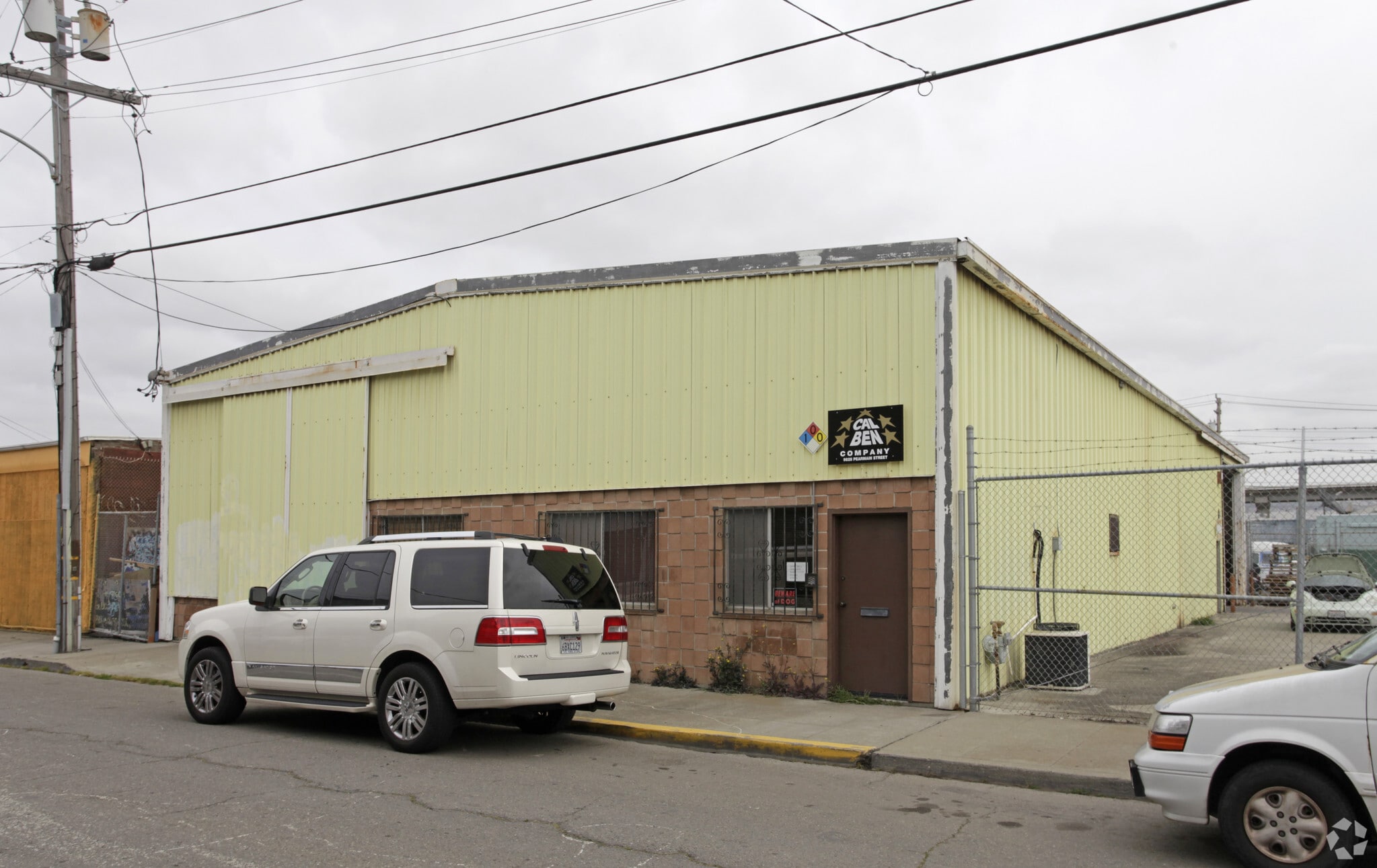 9828 Pearmain St, Oakland, CA for Rent