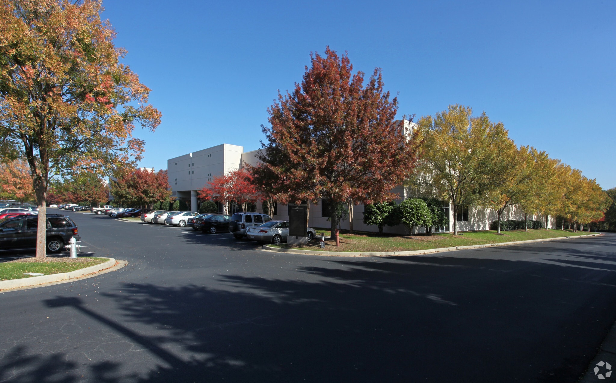 76 Southwoods Pky, Hapeville, GA for Rent