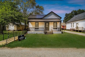 Spring, TX Storefront Retail/Office - 106 Spring School Rd