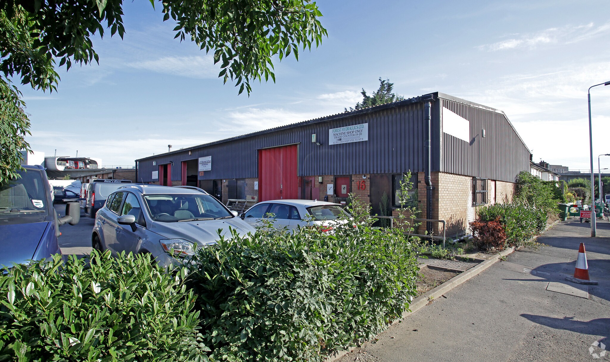 22-28 Bradfield Rd, London, LND for Rent