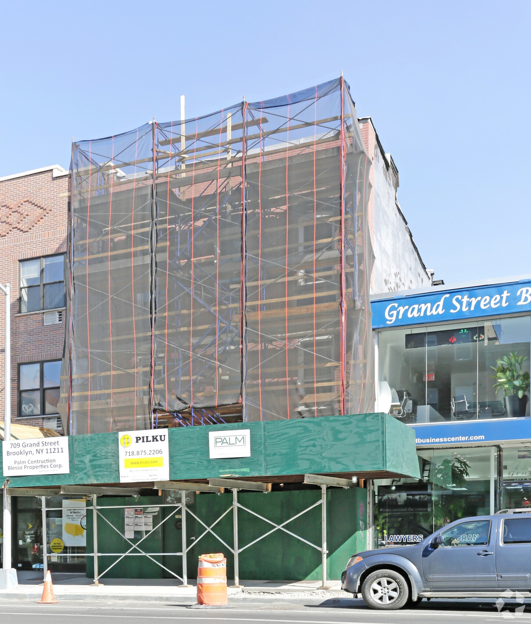 709 Grand St, Brooklyn, NY for Rent