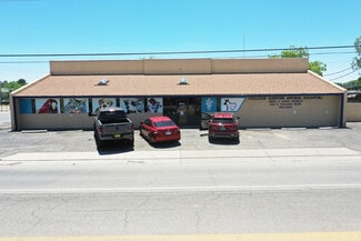 Roswell, NM Veterinarian/Kennel - 502 E College Blvd