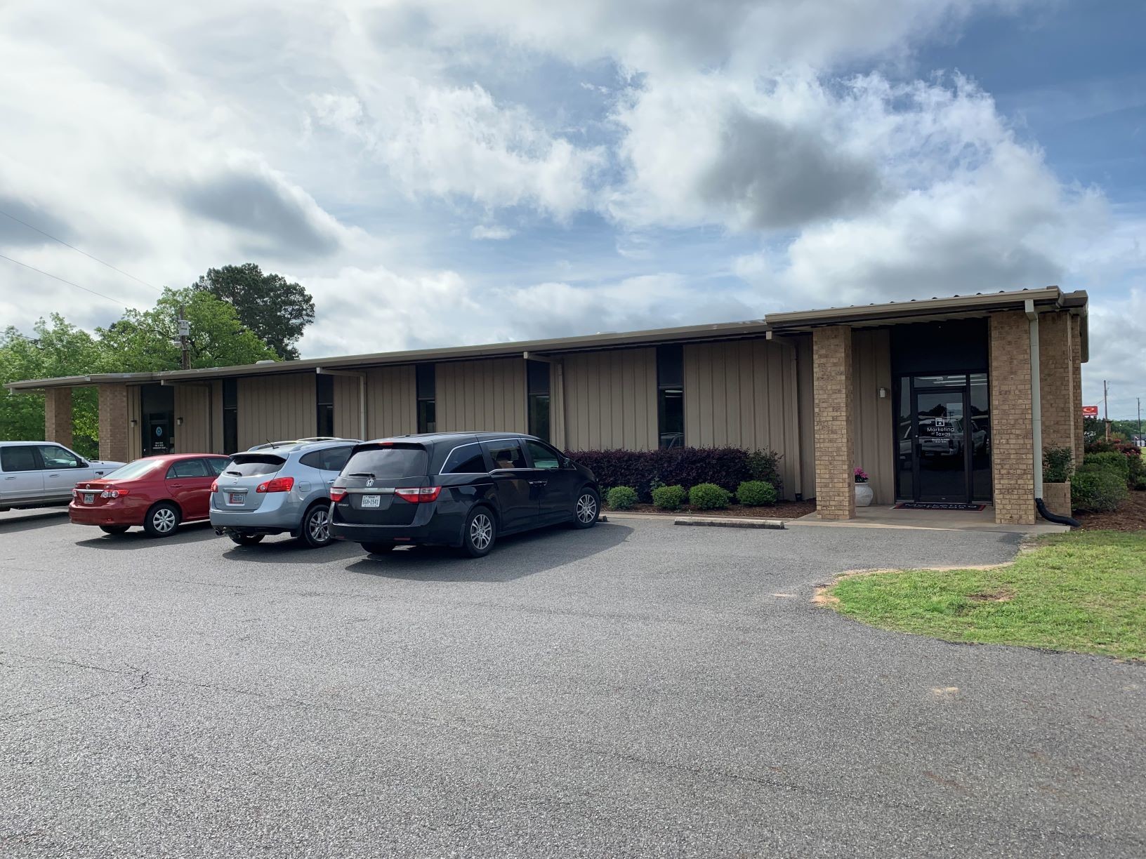 2200 NW Stallings Dr, Nacogdoches, TX for Rent