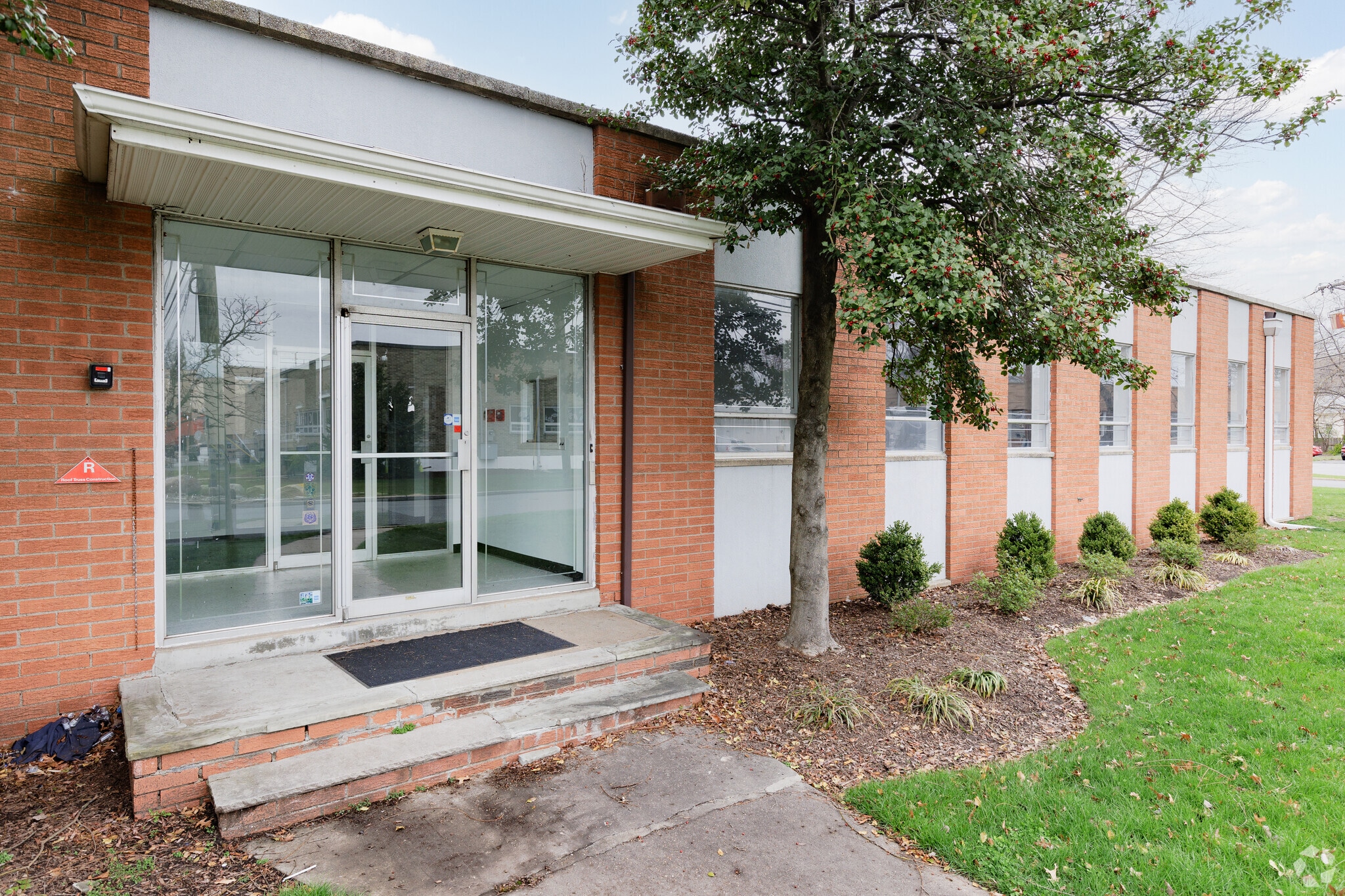 3 Alsan Way, Little Ferry, NJ for Rent