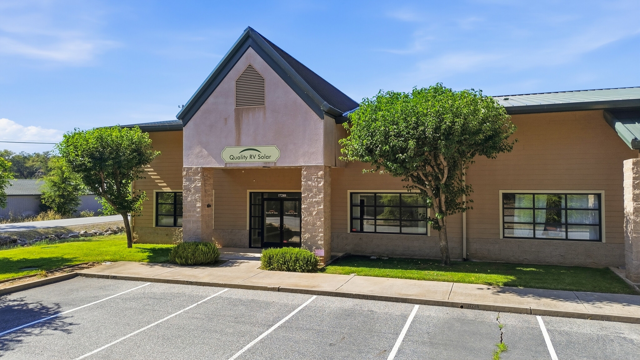 17278-17310 Cattle Dr, Penn Valley, CA for Rent
