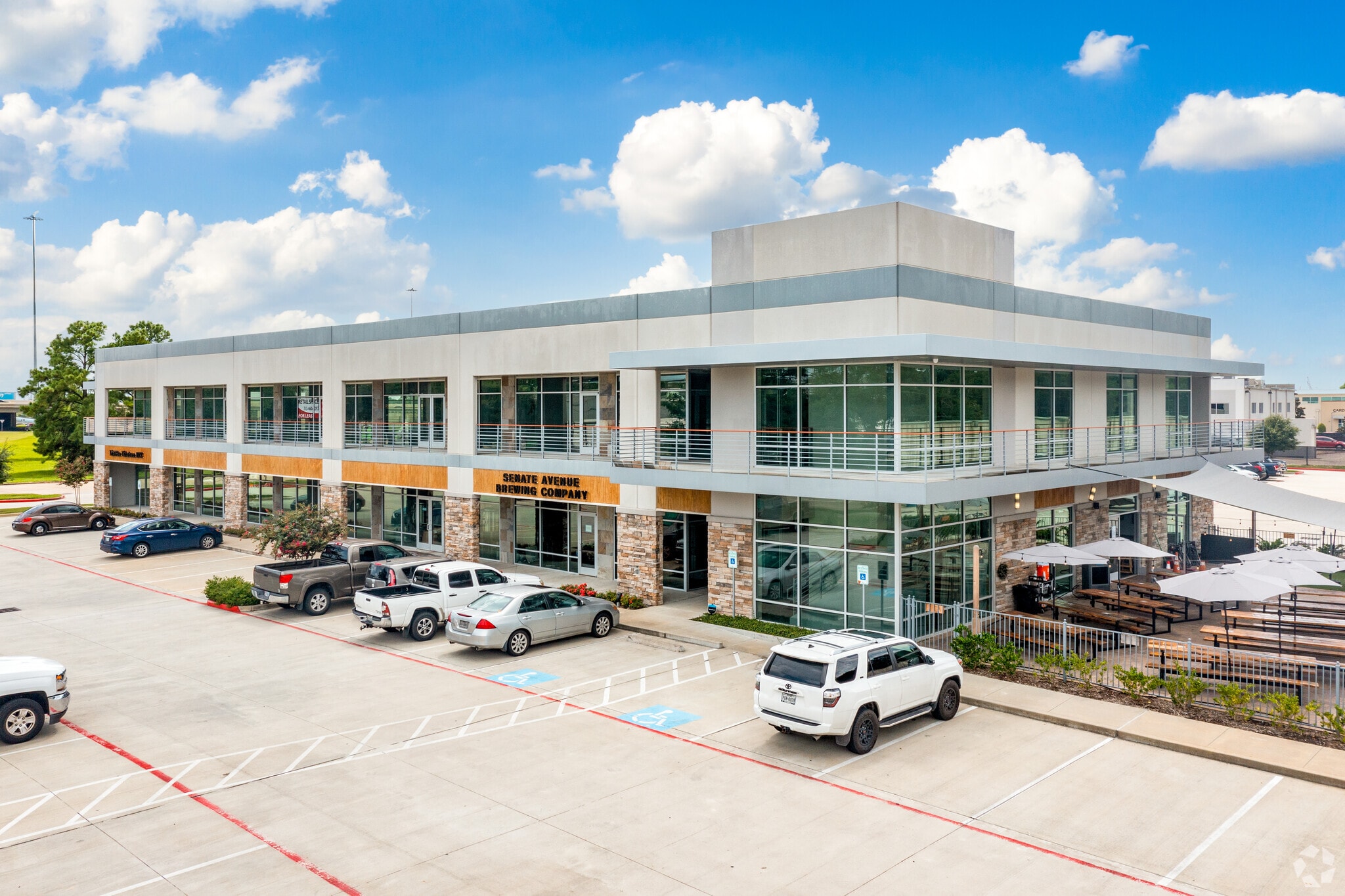 16000 Dillard Dr, Jersey Village, TX for Sale