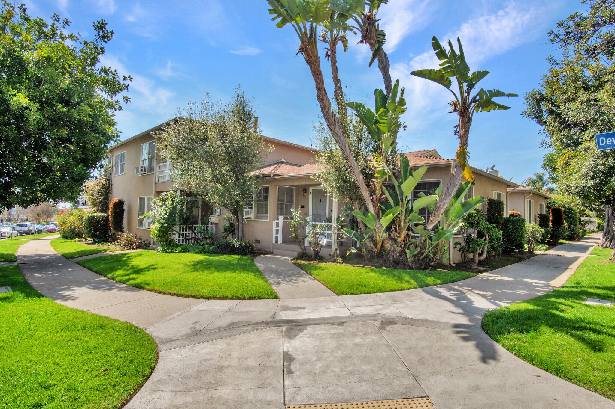 1231 Devon Ave, Los Angeles, CA for Sale