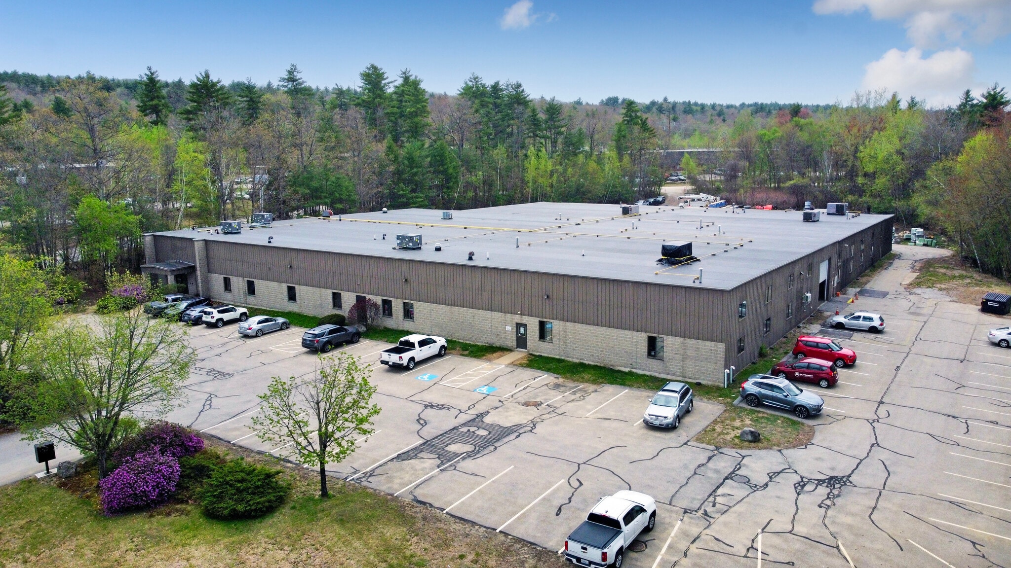 340 Commerce Way, Pembroke, NH for Sale