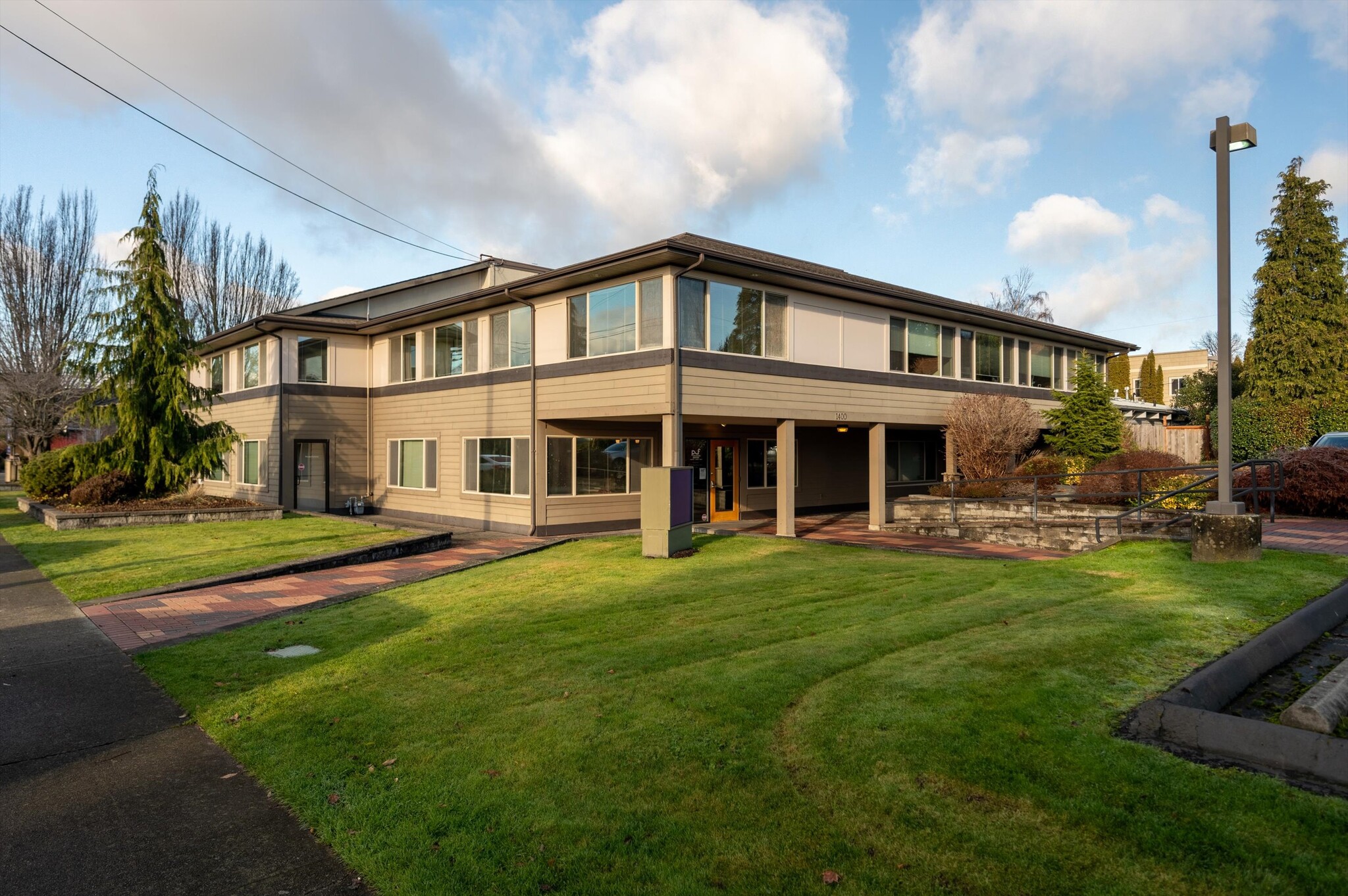 1400 Broadway, Bellingham, WA for Rent