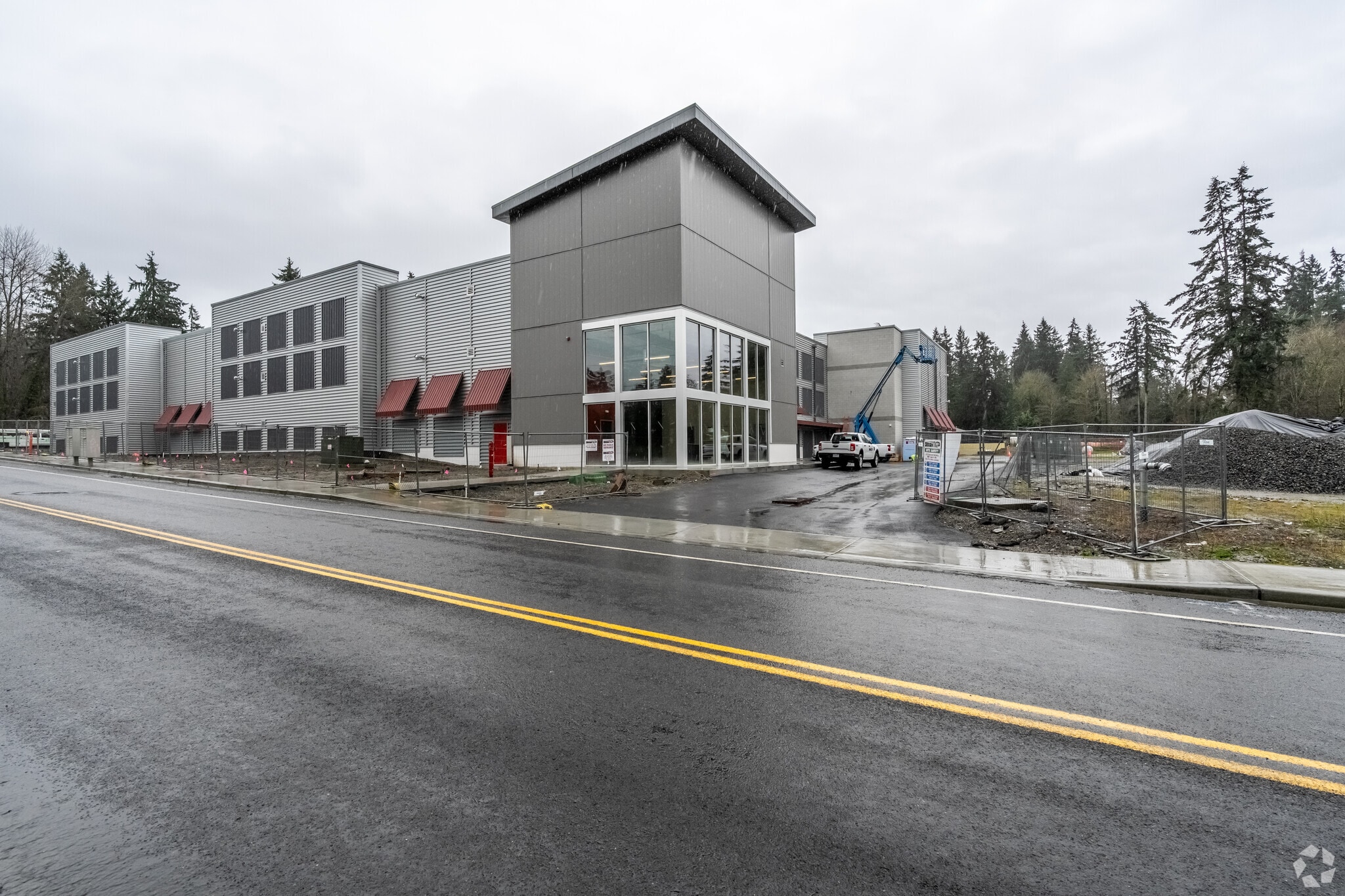 15216 Canyon Rd E, Puyallup, WA for Sale