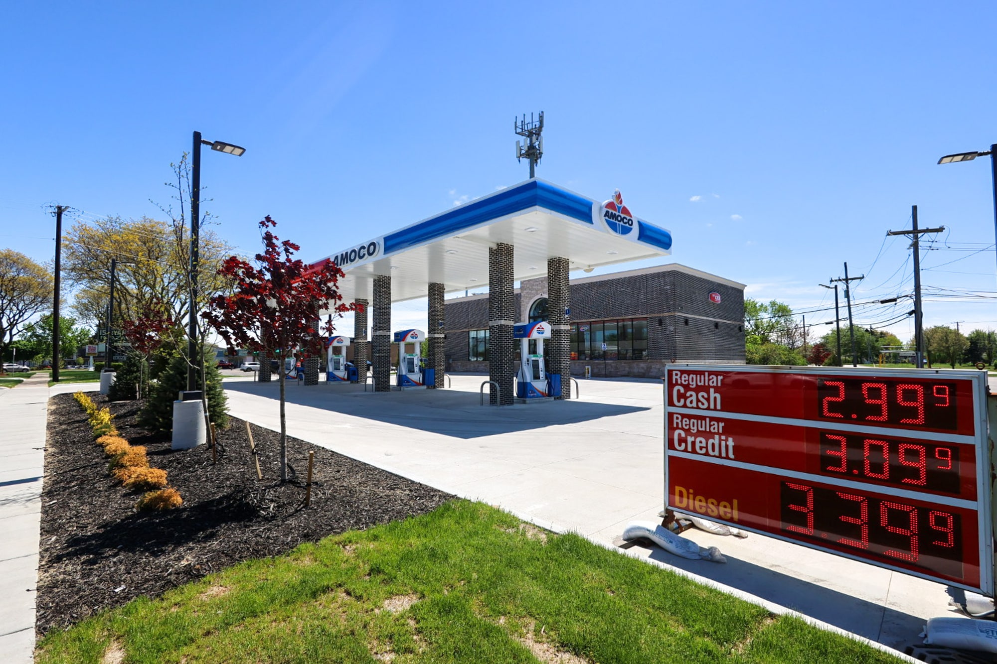 4050 15 Mile Rd, Sterling Heights, MI for Rent