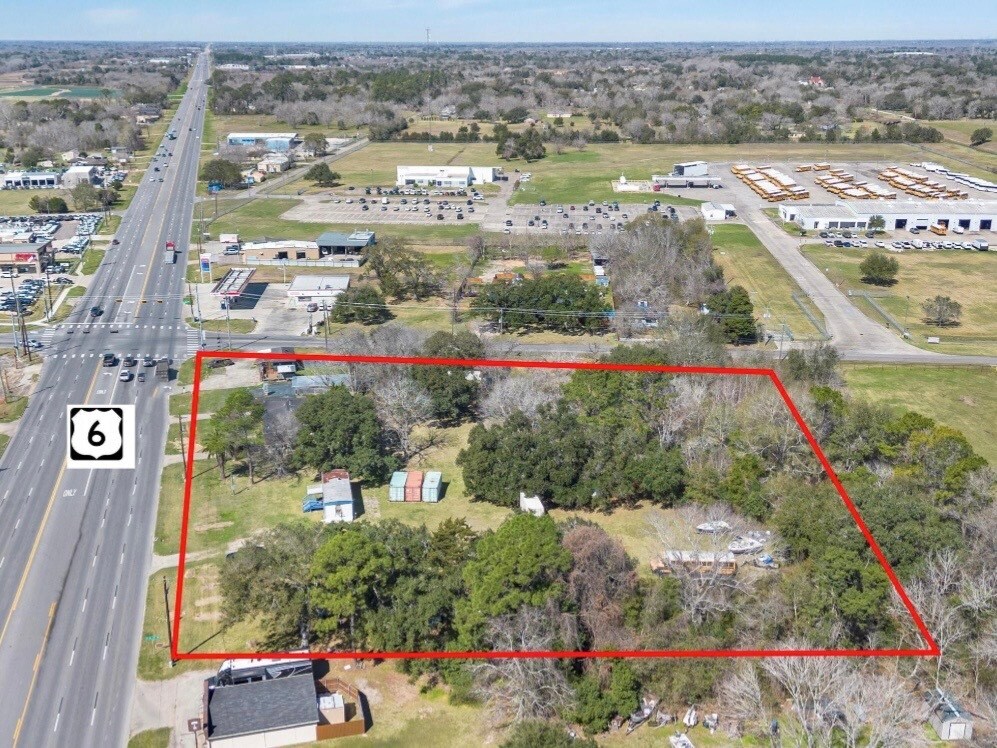 2518 W Highway 6, Alvin, TX for Sale
