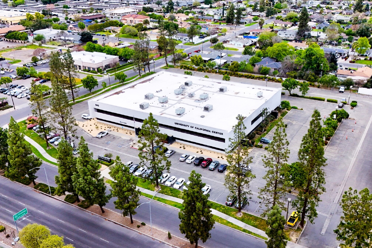 550 E Shaw Ave, Fresno, CA for Sale