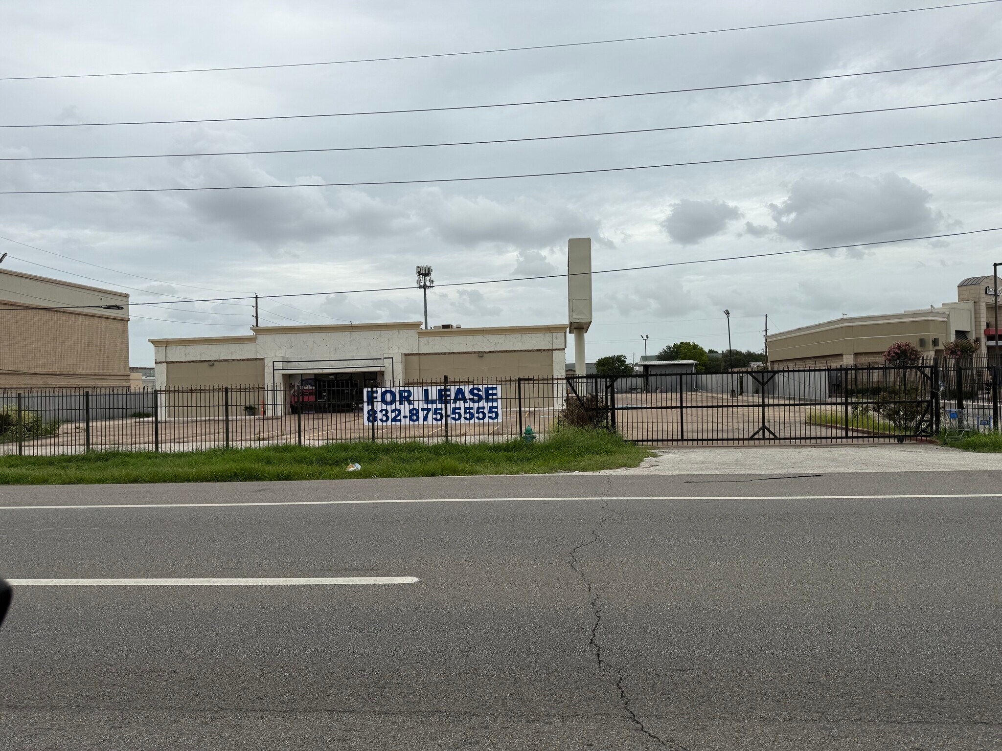 2737 Highway 6 S, Houston, TX for Rent