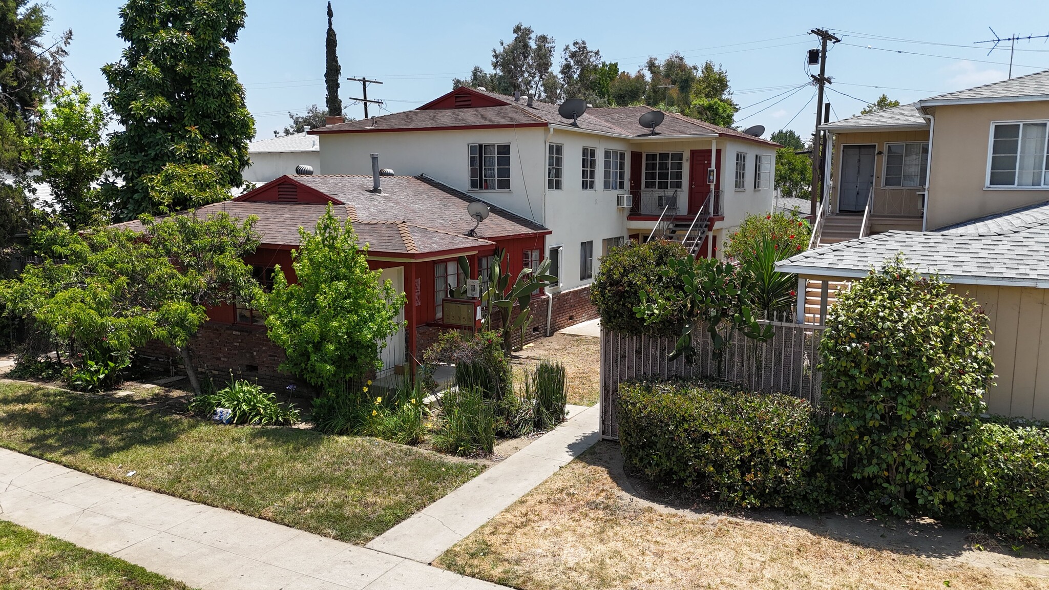13350 Victory Blvd, Van Nuys, CA for Sale