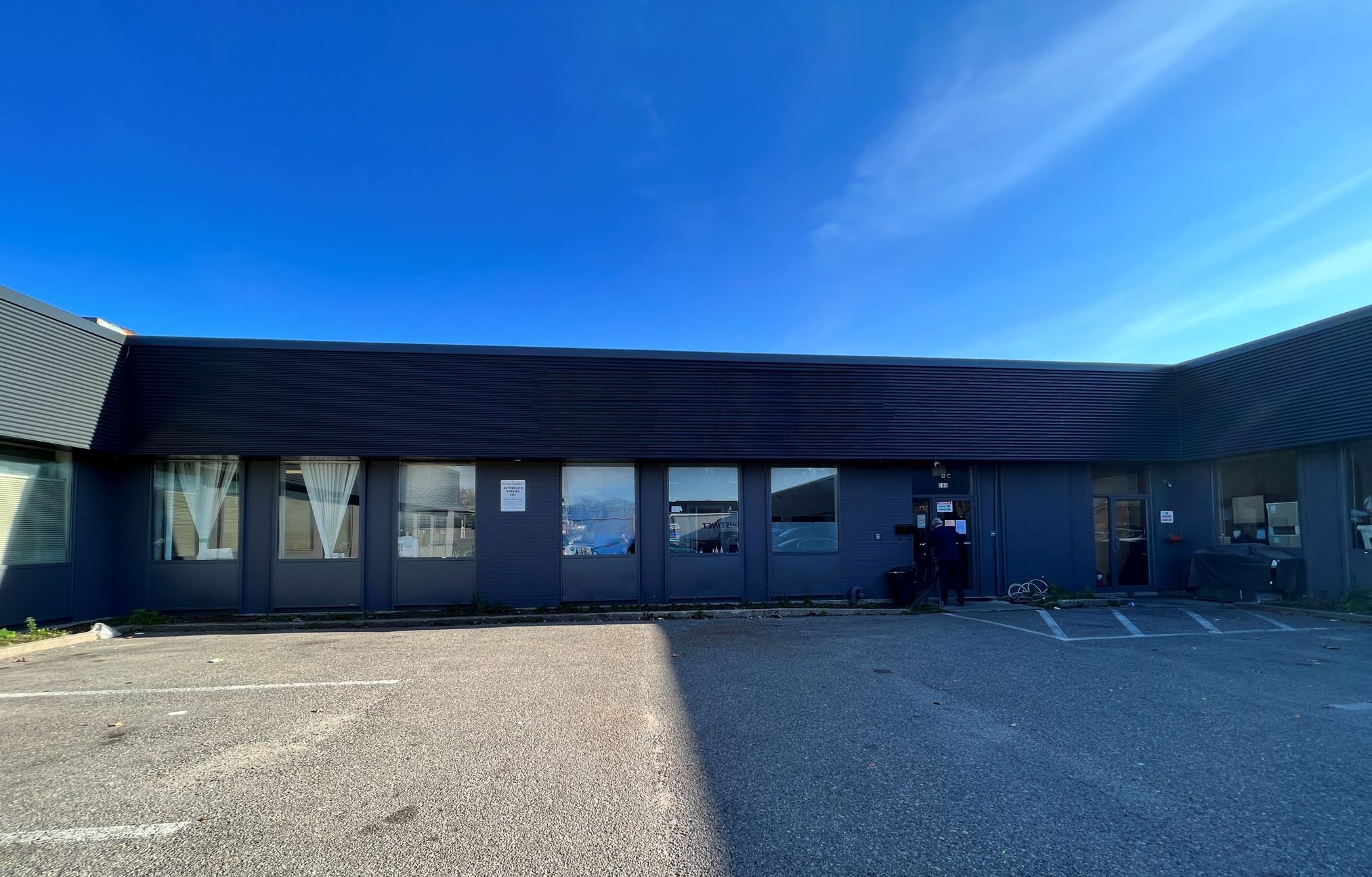 581-597 Trethewey Dr, Toronto, ON for Rent