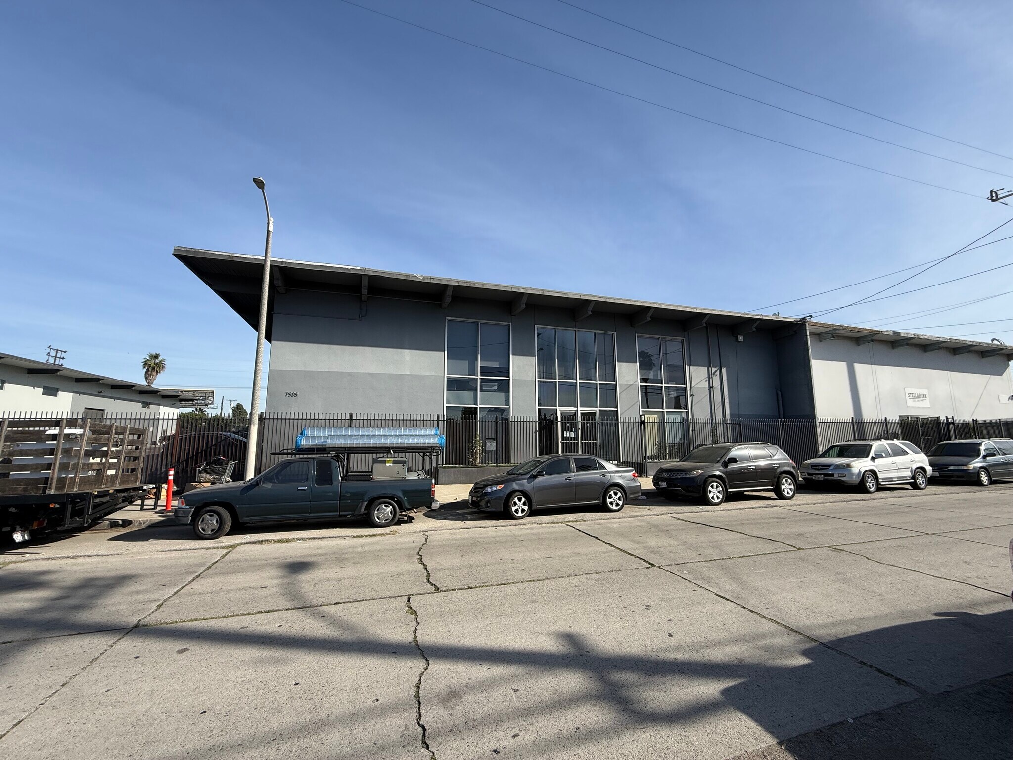 7535 Woodman Pl, Van Nuys, CA for Rent