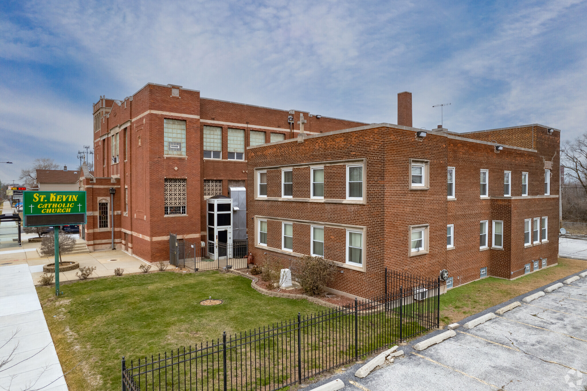 10509 S Torrence Ave, Chicago, IL for Sale