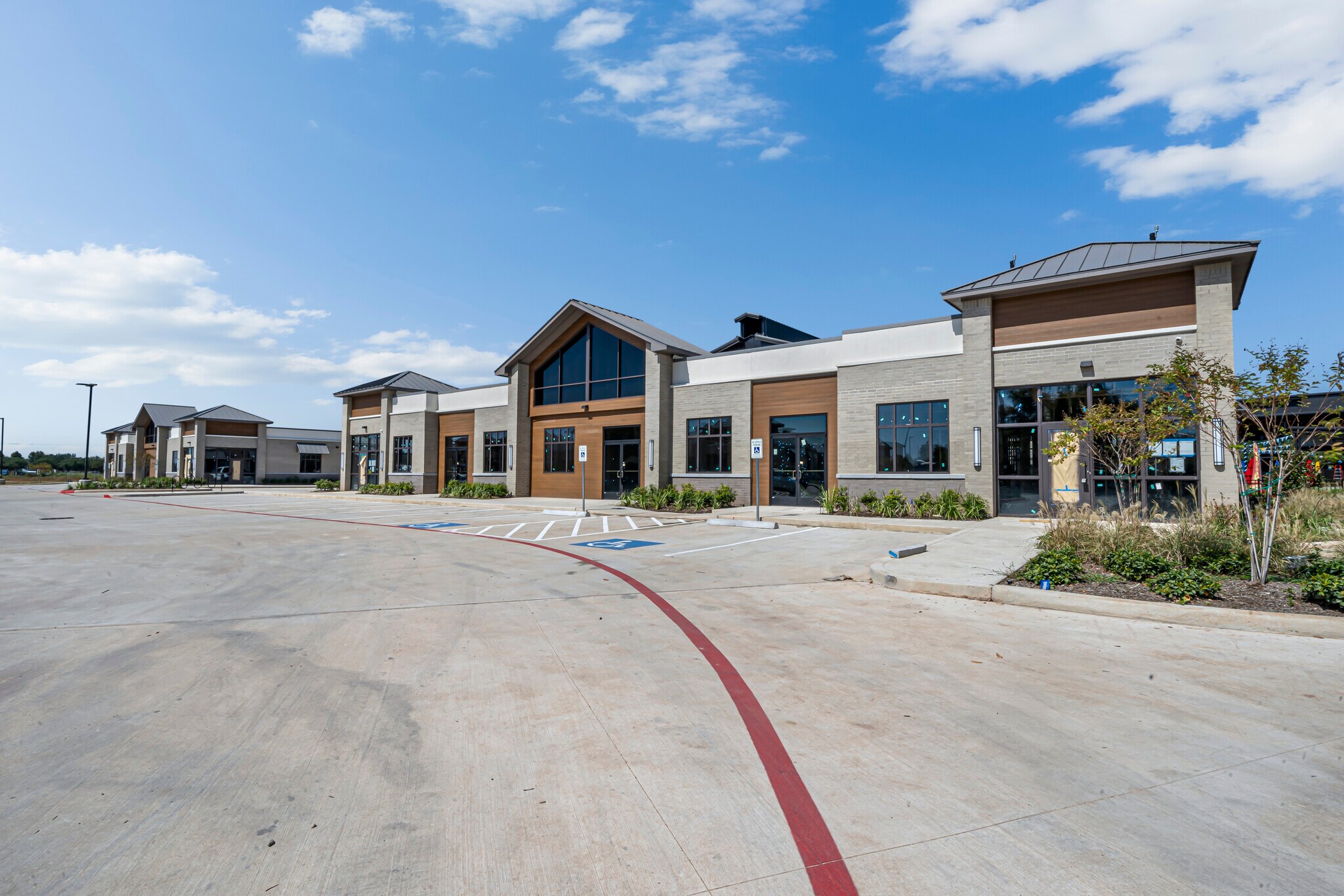 1039 Imperial Blvd, Sugar Land, TX for Sale