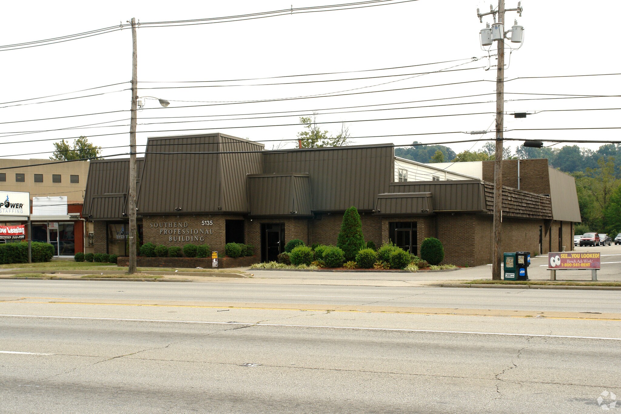 5135 Dixie Hwy, Louisville, KY for Rent