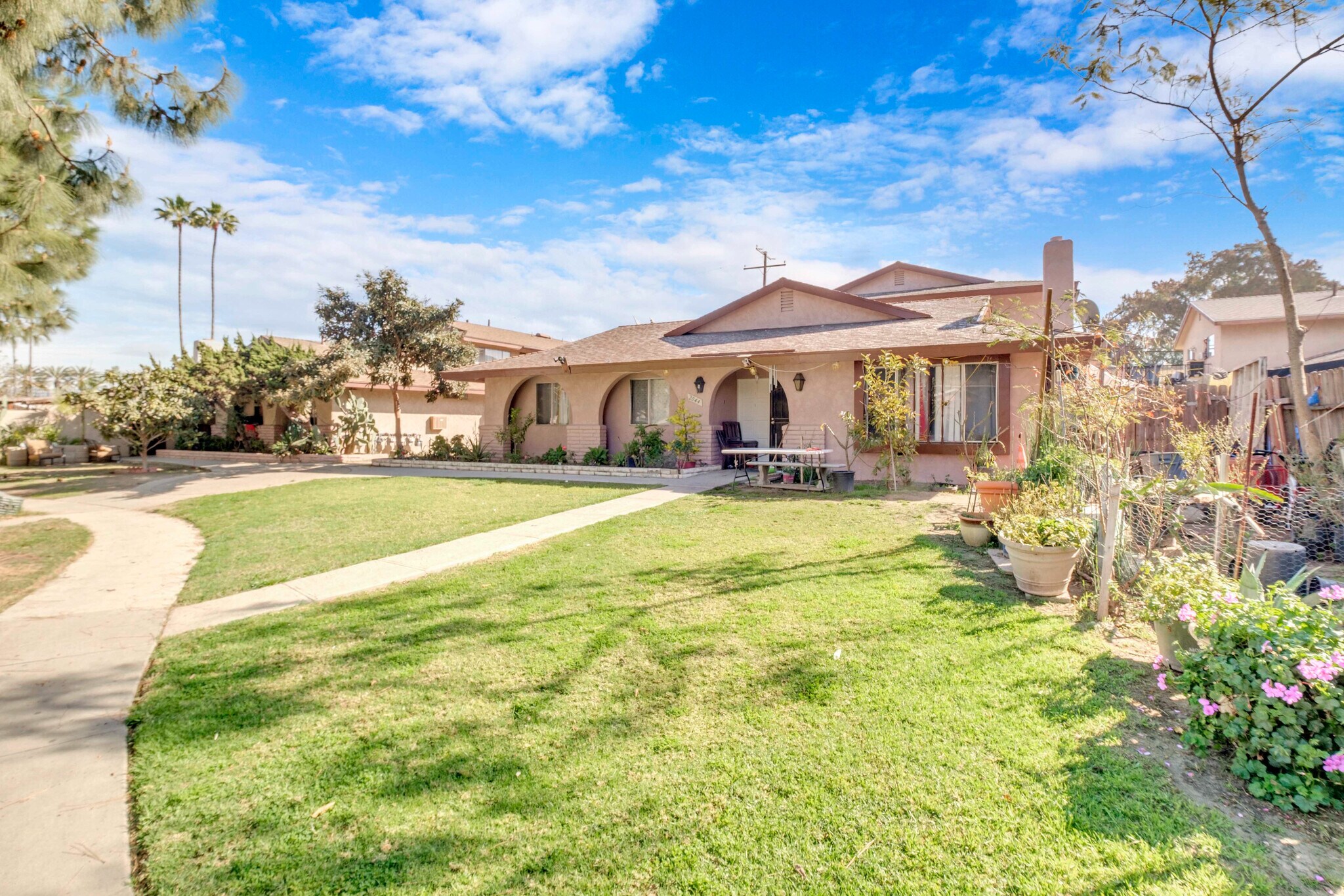 2044 S Nautical St, Anaheim, CA for Sale