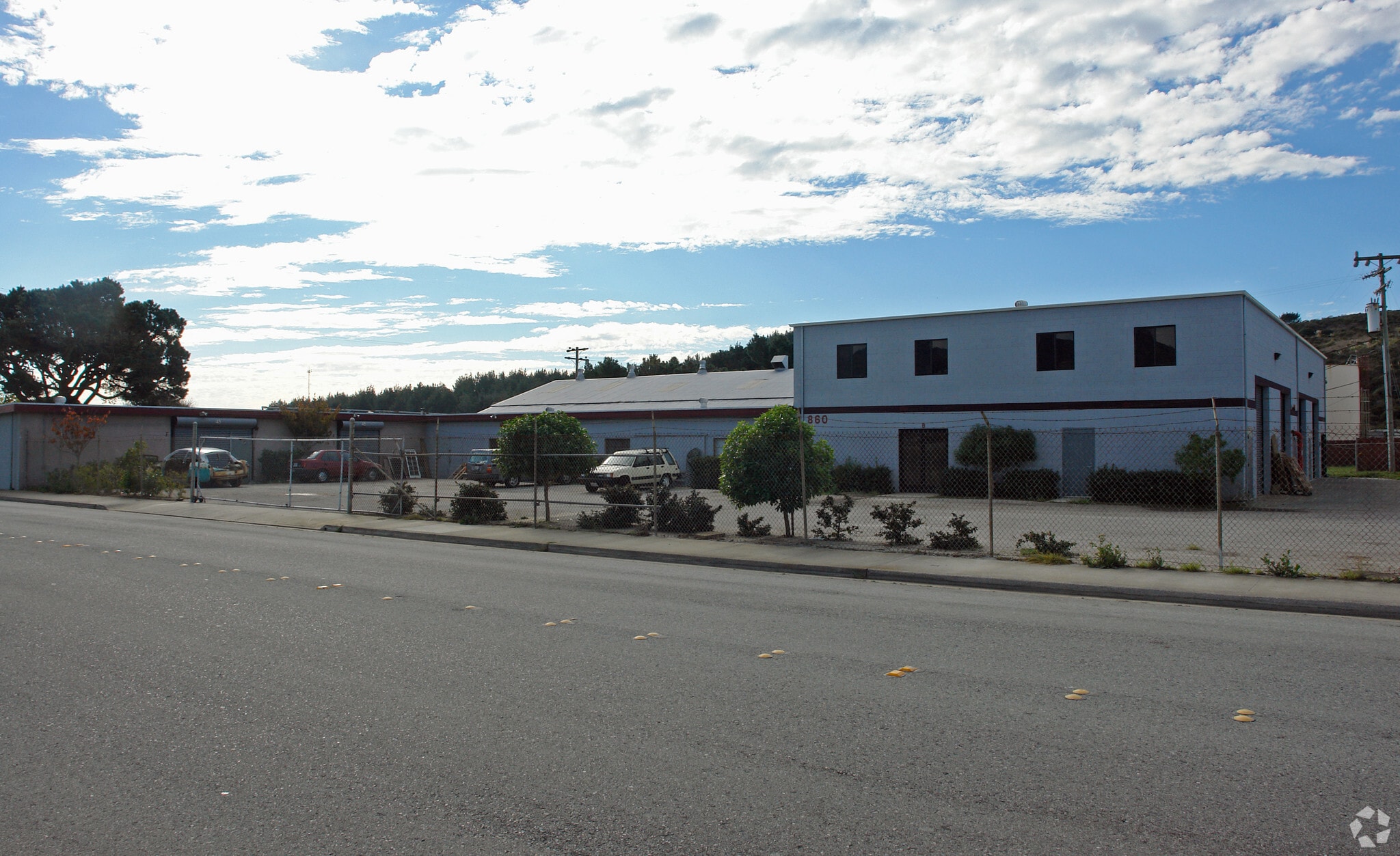 860 Airport St, Moss Beach, CA for Rent