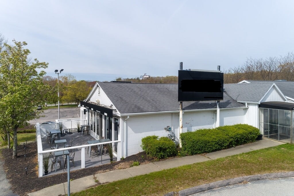33 Kings Hwy, Groton, CT for Sale