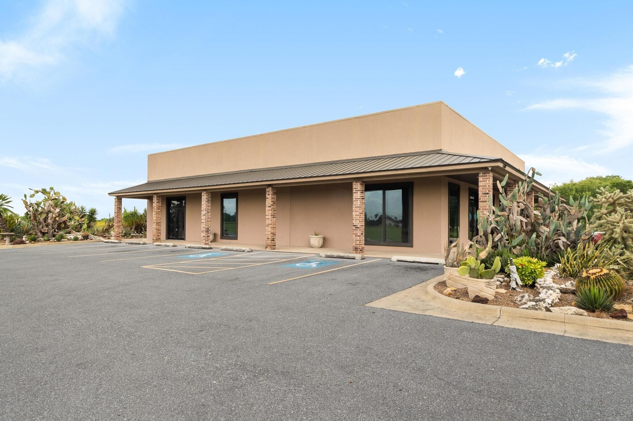2489 W Business Highway 77, San Benito, TX for Rent