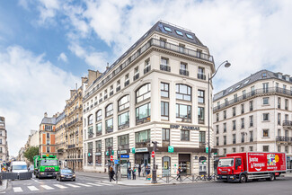 Paris, PAR Office - 106 Rue D'Amsterdam