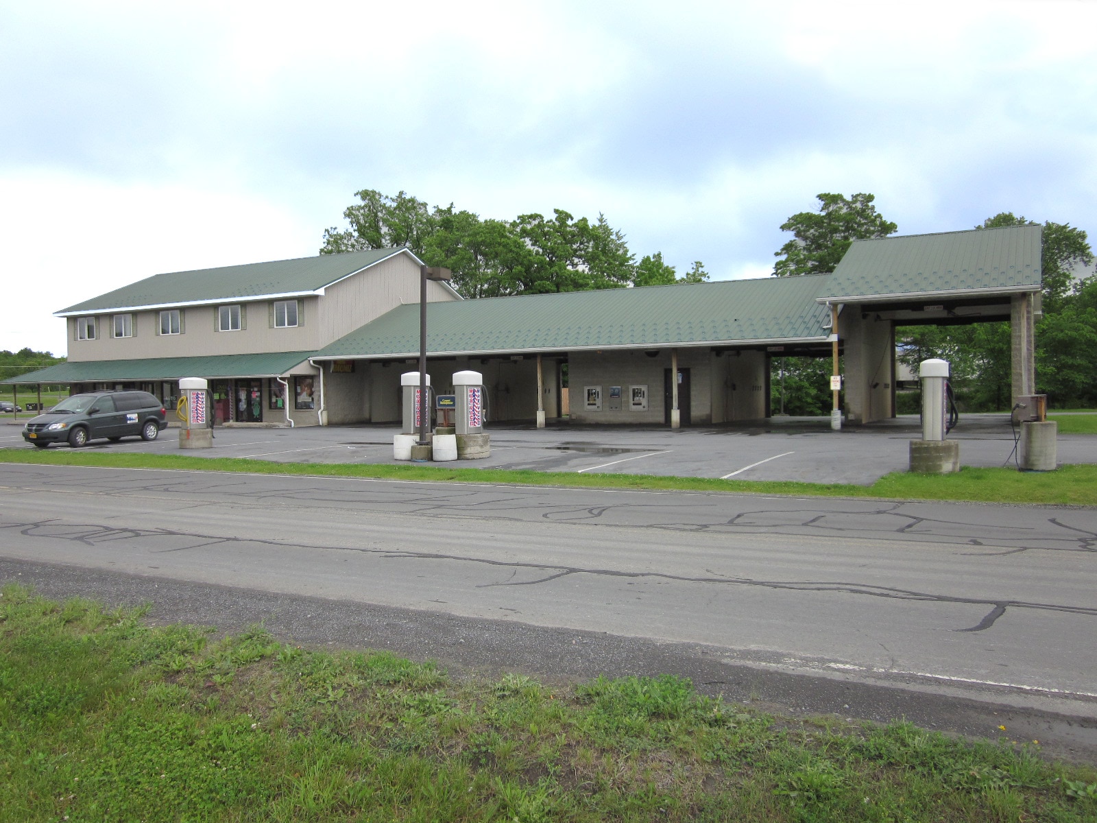 29 Boniface Dr, Pine Bush, NY for Rent
