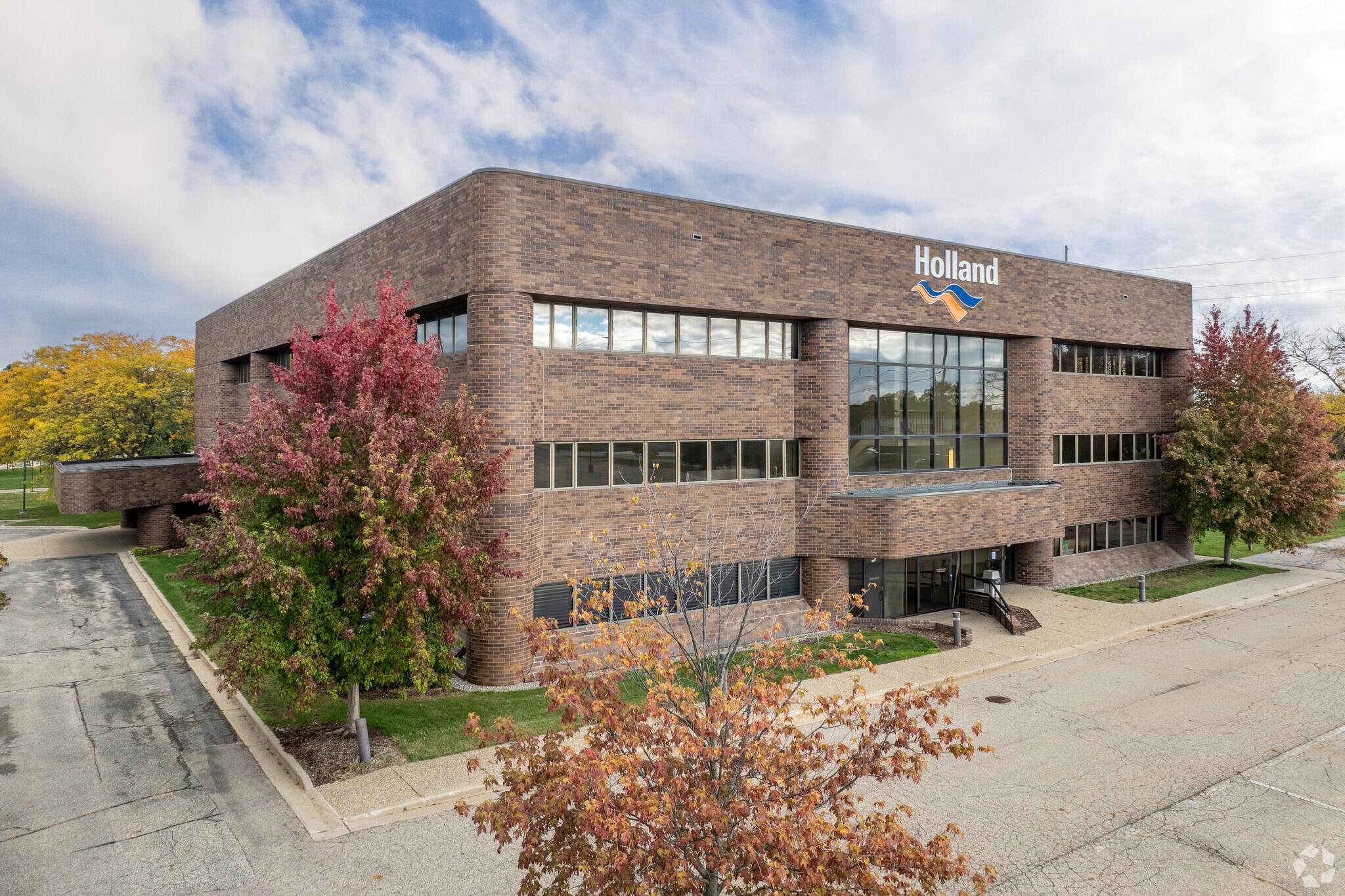 700 & 734 S Waverly Rd, Holland, MI for Sale