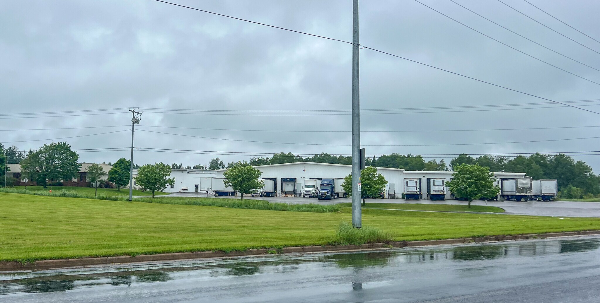 1906 N Peach Ave, Marshfield, WI for Rent