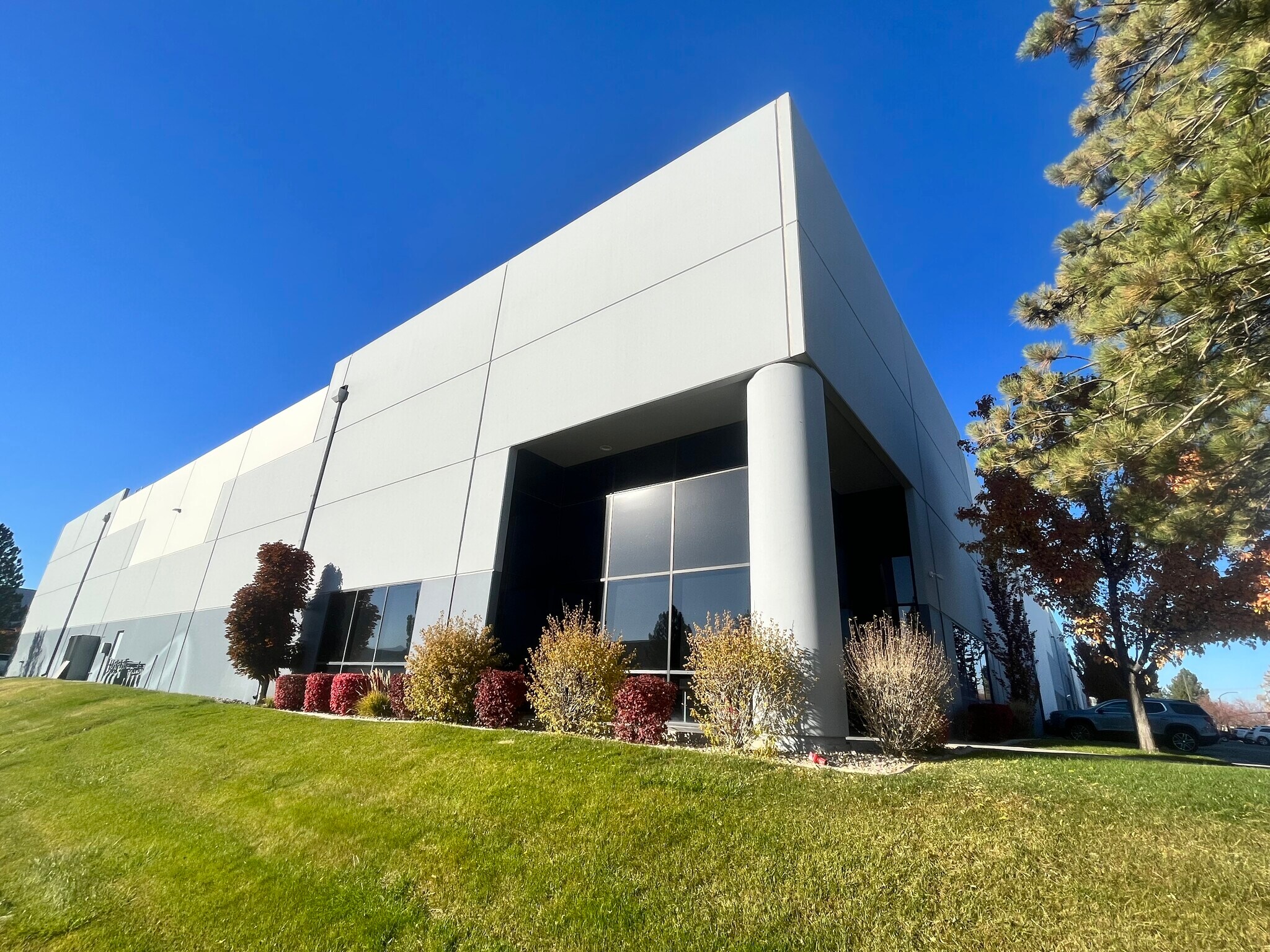 1414 Gladiola St, Salt Lake City, UT for Rent