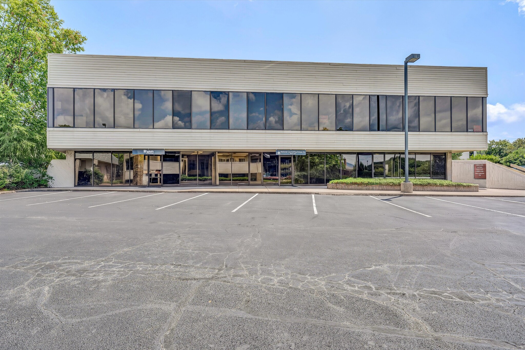 3922 Electric Rd, Roanoke, VA for Rent
