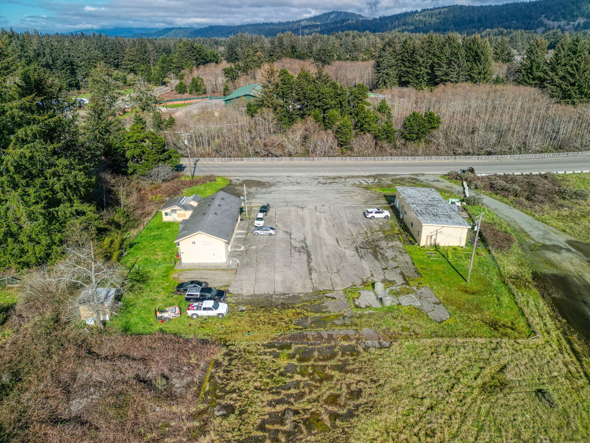 645 Elk Valley Rd, Crescent City, CA for Sale