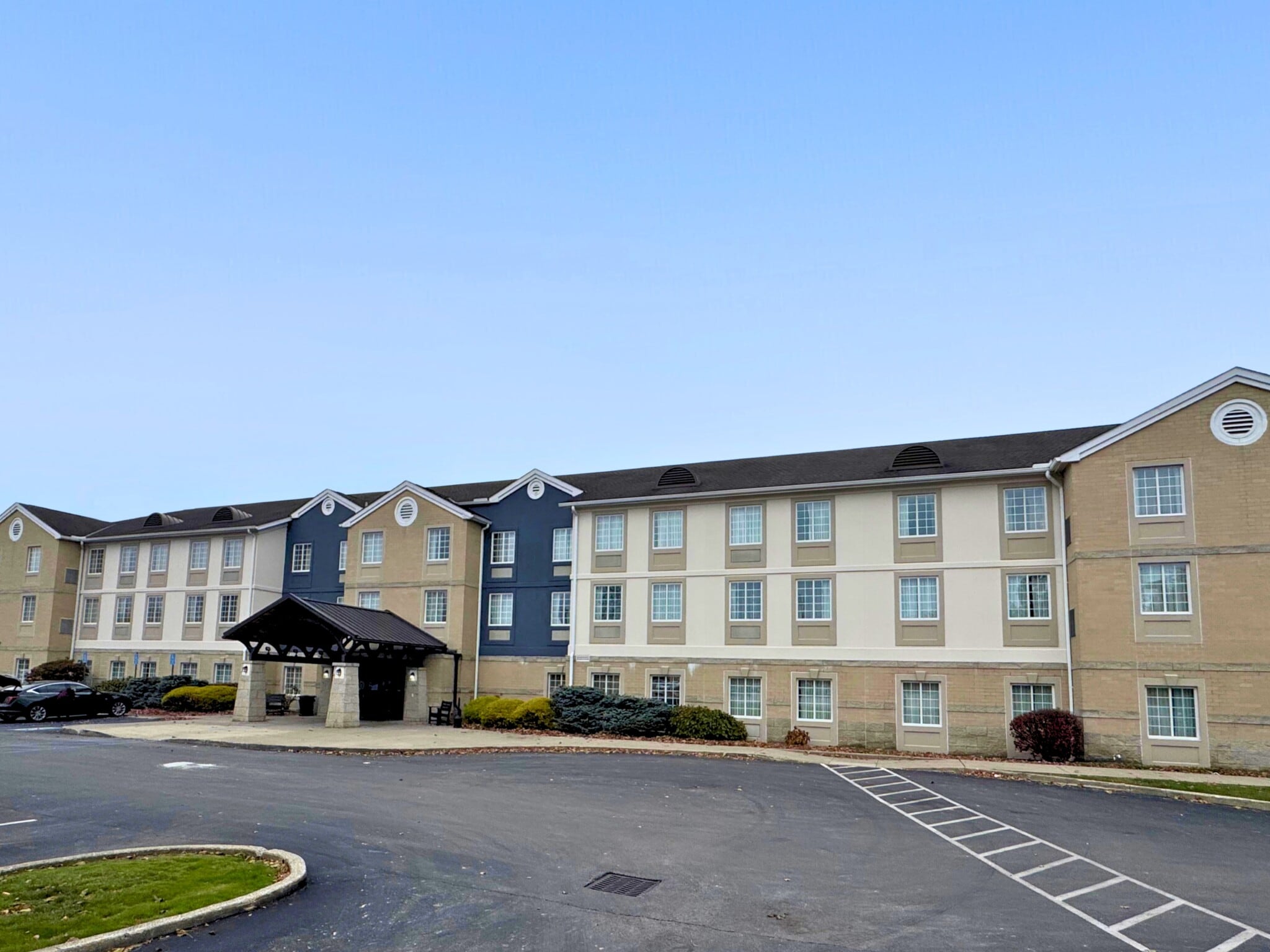 6103 Landerhaven Dr, Mayfield Heights, OH for Sale