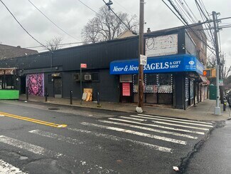 372-378 Van Duzer St  