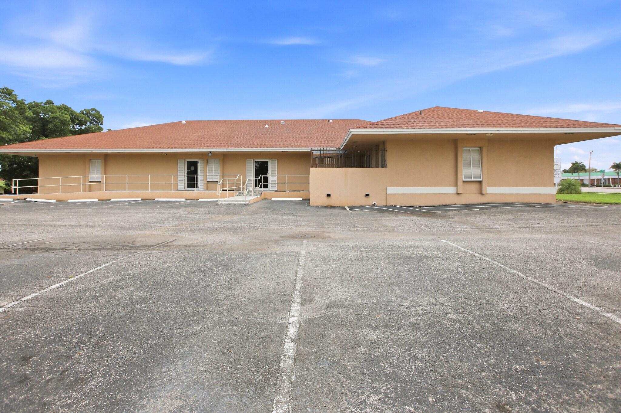 1100 S Main St, Belle Glade, FL for Sale