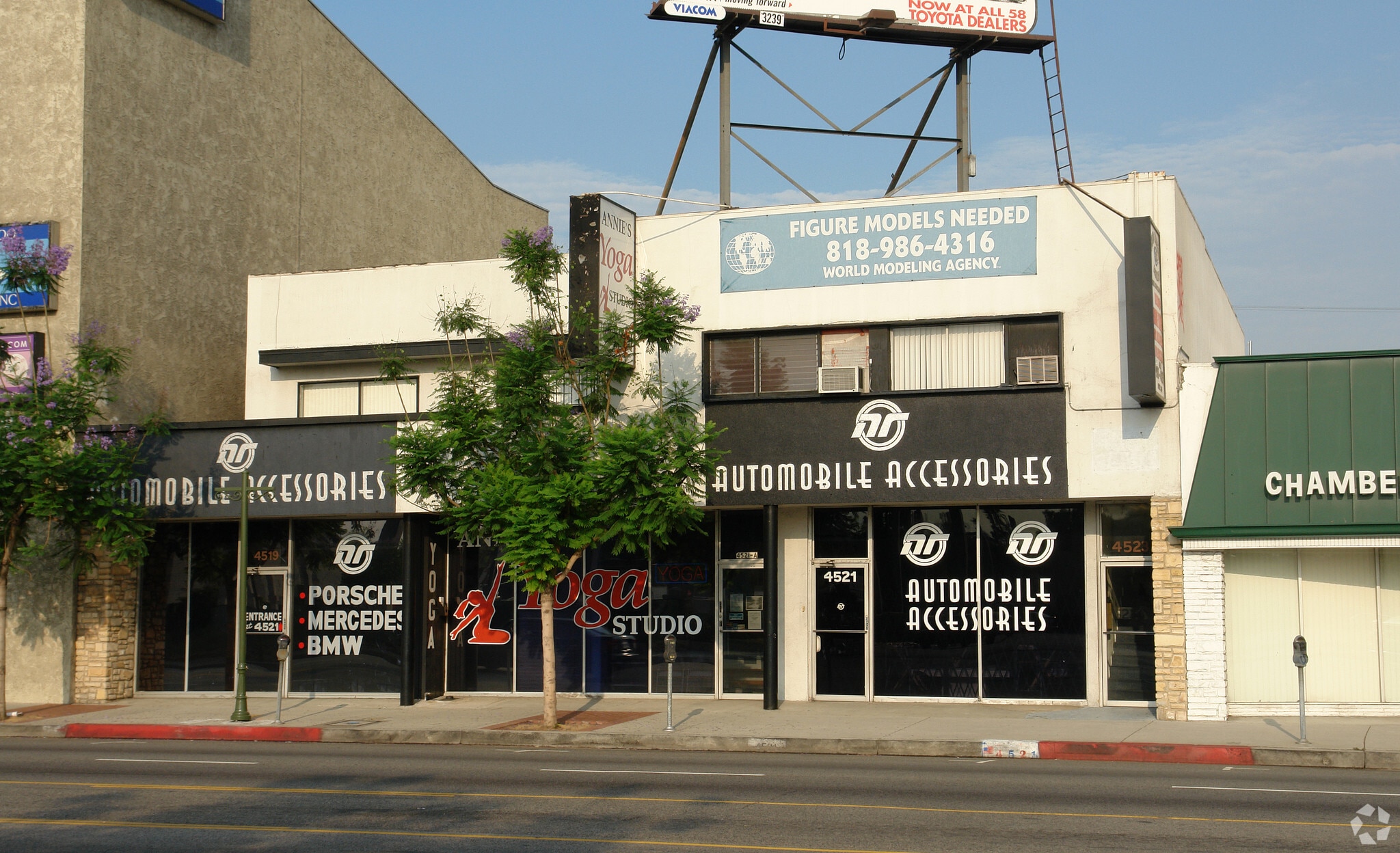 4519-4523 Van Nuys Blvd, Sherman Oaks, CA for Rent