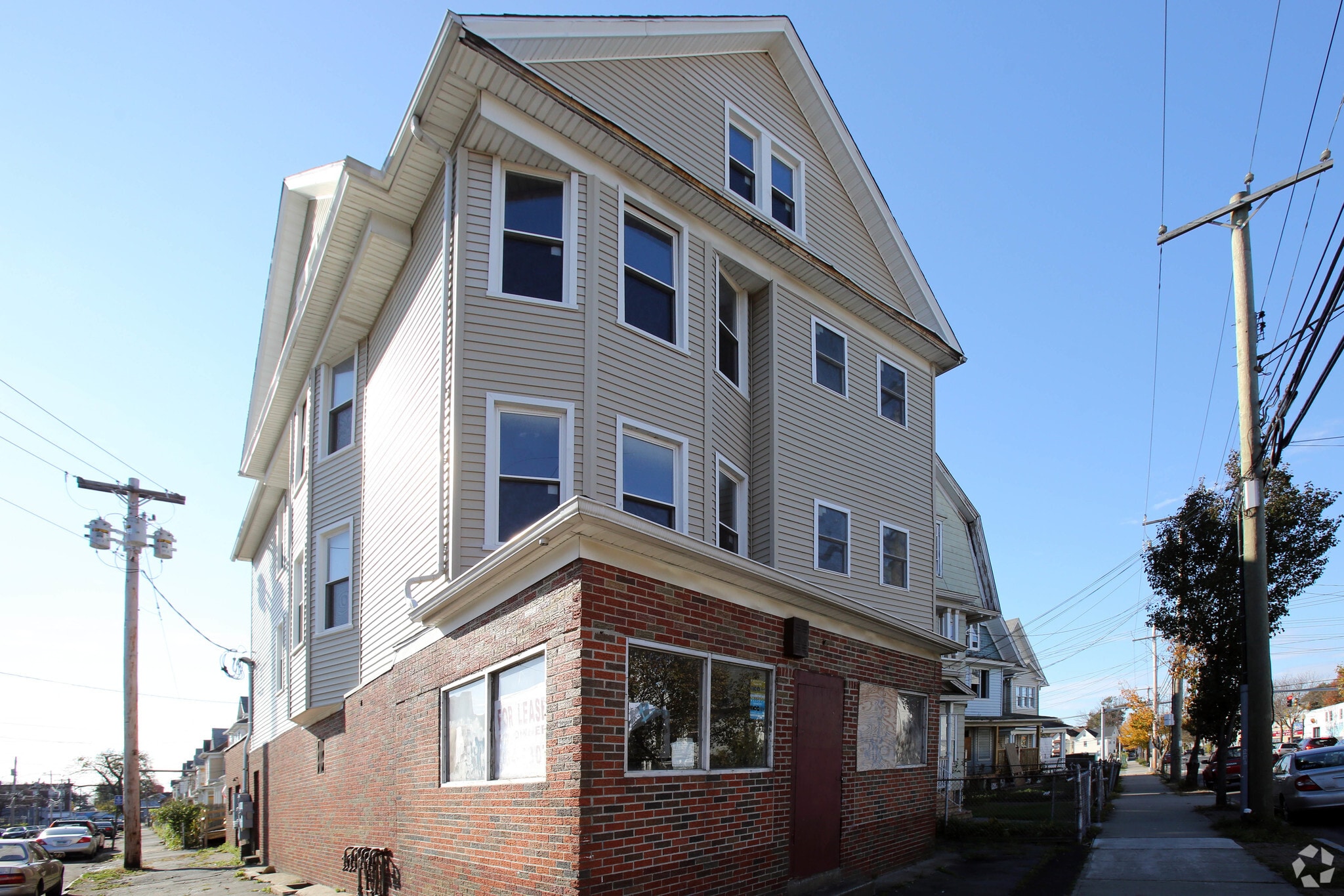 724 Connecticut Ave, Bridgeport, CT for Rent