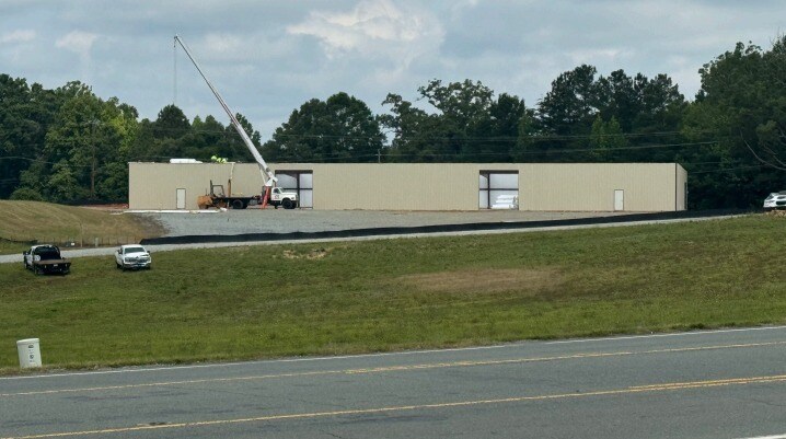 160 Greenwood Dr, Burlington, NC for Rent