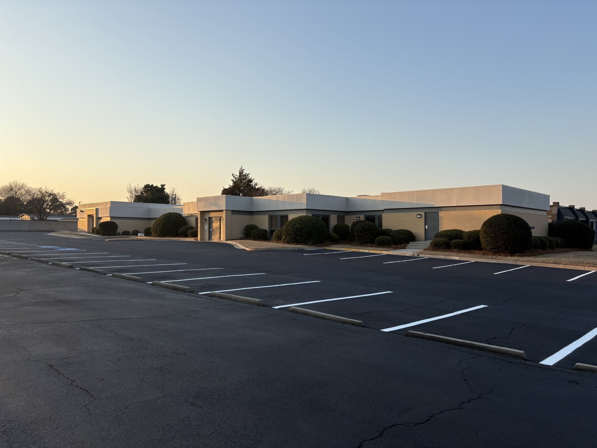 1021 N Houston Rd, Warner Robins, GA for Sale